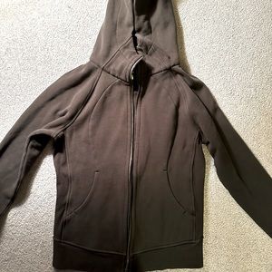 EUC women’s lululemon black scuba hoodie size 8. Original style